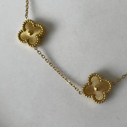 Lucky Flowers Necklace