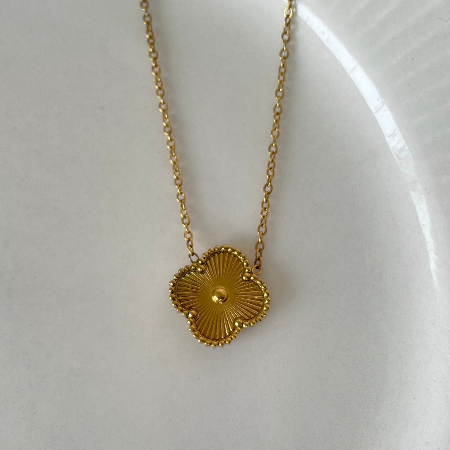 Clover Necklace